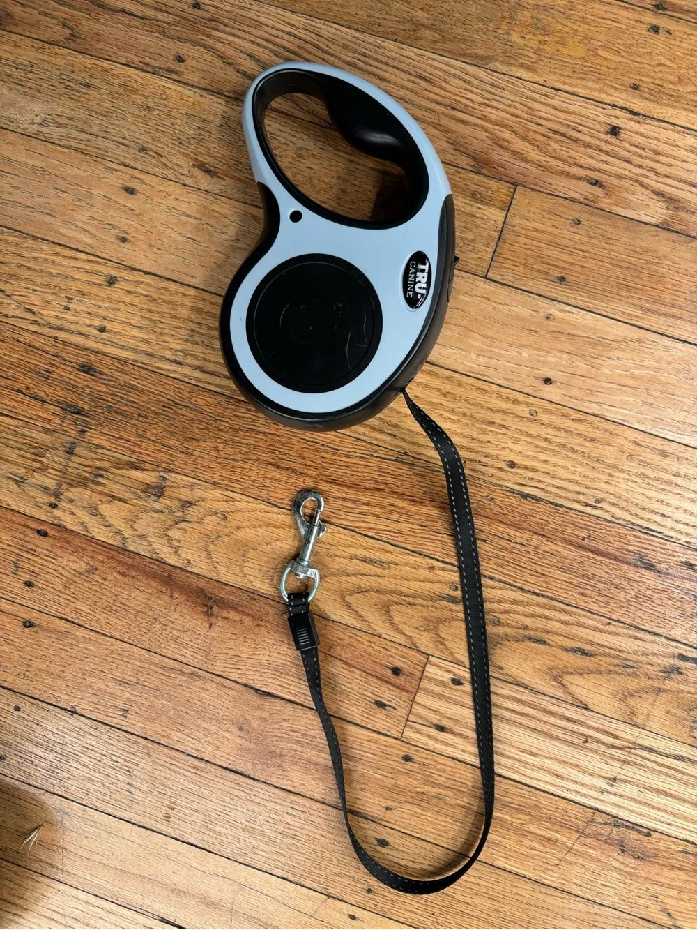Black and White Retractable Dog Leash